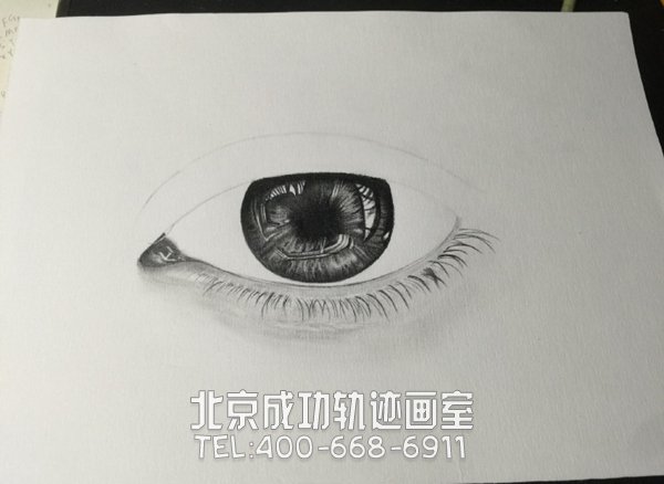 素描眼睛的畫法步驟